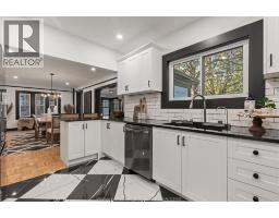 2163 VICTORIA - 19