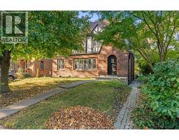 2163 VICTORIA - 3