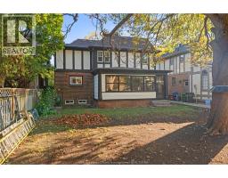 2163 VICTORIA - 41