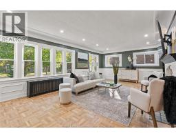 2163 VICTORIA - 9