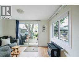 235 Oak AVENUE - 10