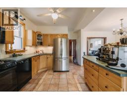 235 Oak AVENUE - 9