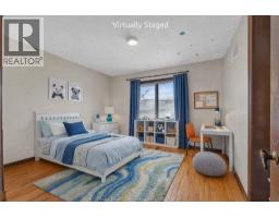 2880 ST. CLAIR AVENUE - 7