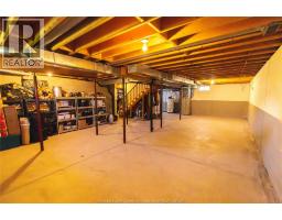 6335 AINSLIE AVENUE - 31