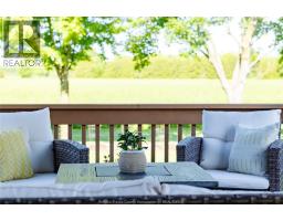 6335 AINSLIE AVENUE - 39