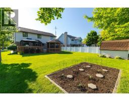 6335 AINSLIE AVENUE - 42