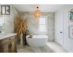 2263 Fraser AVENUE - 20