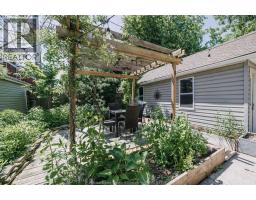 2263 Fraser AVENUE - 33