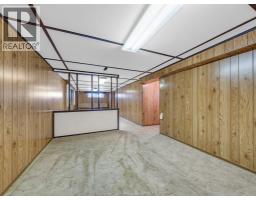 14 Roger STREET - 31