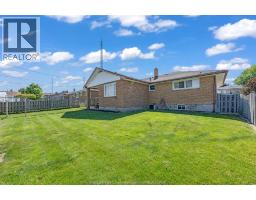 14 Roger STREET - 35