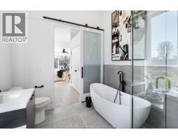 2041 SENECA STREET - 20