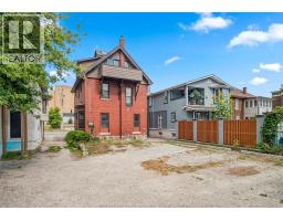 79 GILES BOULEVARD East - 2