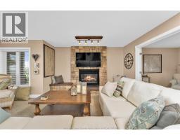 281 LAKEVIEW DRIVE - 23