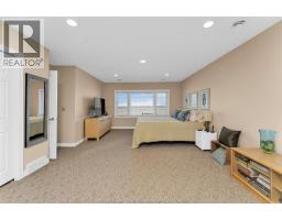 281 LAKEVIEW DRIVE - 34