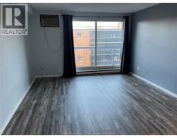 3936 WYANDOTTE STREET East UnitNo. 513 - 2