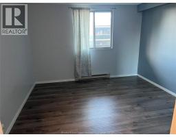 3936 WYANDOTTE STREET East UnitNo. 513 - 6