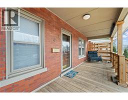 1578 DOUGALL AVENUE - 10