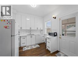 1578 DOUGALL AVENUE - 38