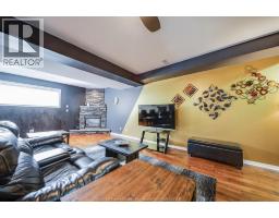 647 ALPENROSE COURT - 30