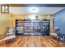 647 ALPENROSE COURT - 34