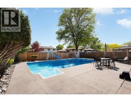 254 TERRA LOU DRIVE - 13