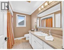 1049 HUNTINGTON BOULEVARD - 23
