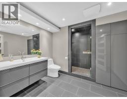 1049 HUNTINGTON BOULEVARD - 35