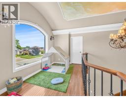 1049 HUNTINGTON BOULEVARD - 6