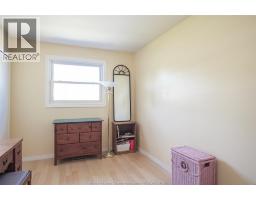 12 KELLY CRESCENT - 14