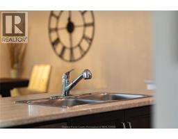 3170 VIOLA CRESCENT - 11