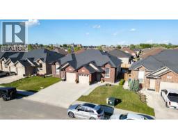 3170 VIOLA CRESCENT - 3