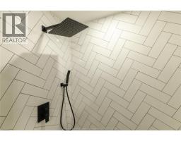 3170 VIOLA CRESCENT - 30