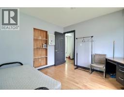 1920 UNIVERSITY AVENUE West - 5