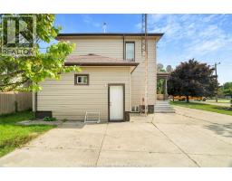 101 OAK STREET East - 17