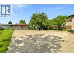 101 OAK STREET East - 18