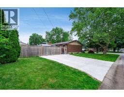 4399 Ashfield CRESCENT - 32