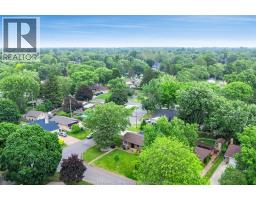 4399 Ashfield CRESCENT - 45