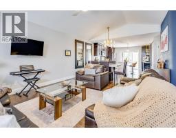 257 ROBINSON AVENUE - 10