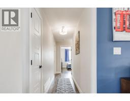 257 ROBINSON AVENUE - 16