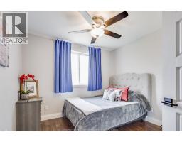 257 ROBINSON AVENUE - 17