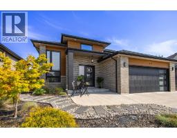 257 ROBINSON AVENUE - 2