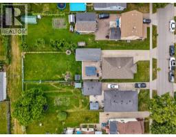 823 JOS JANISSE AVENUE - 35