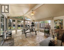 426 ST. PIERRE - 18