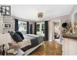 426 ST. PIERRE - 21