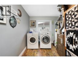 426 ST. PIERRE - 23