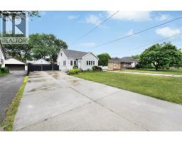 426 ST. PIERRE - 3