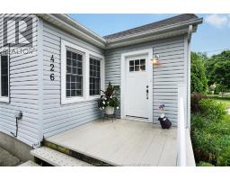 426 ST. PIERRE - 5