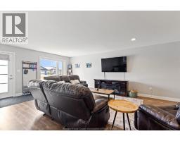171 MOONSTONE - 10