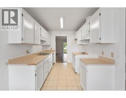 142 Lamarsh STREET - 13