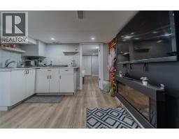 2647 George - 16